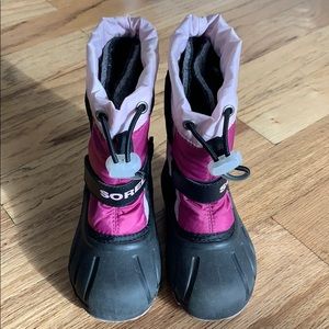 Sorel girls boots size 8